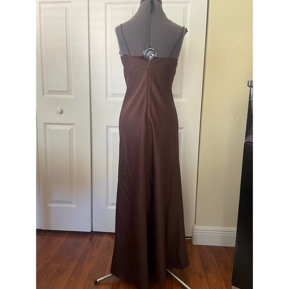 Xscape Brown Spaghetti Strap Gown Dress with Beading Lace Detail • Size 4P 🗣 - Picture 2 of 5